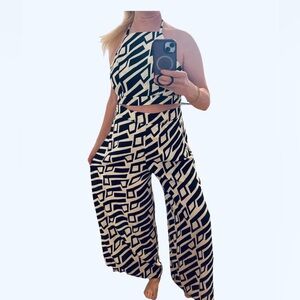 Vida Flow Geometric 2 Piece Set Halter Top Wide Leg Pants S/M NWOT